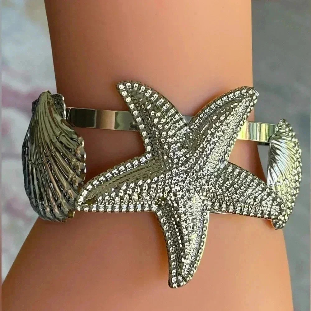 Beach Seashell Starfish Tropical Ocean Silver Tone Cuff Bracelet Bangle NEW